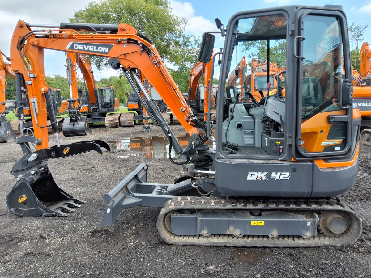2026 Develon DX42-7-US40 Mini Excavator
