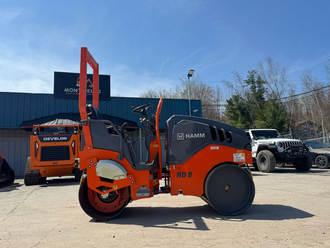 2023 Hamm HD8VV Smooth Double Drum Roller