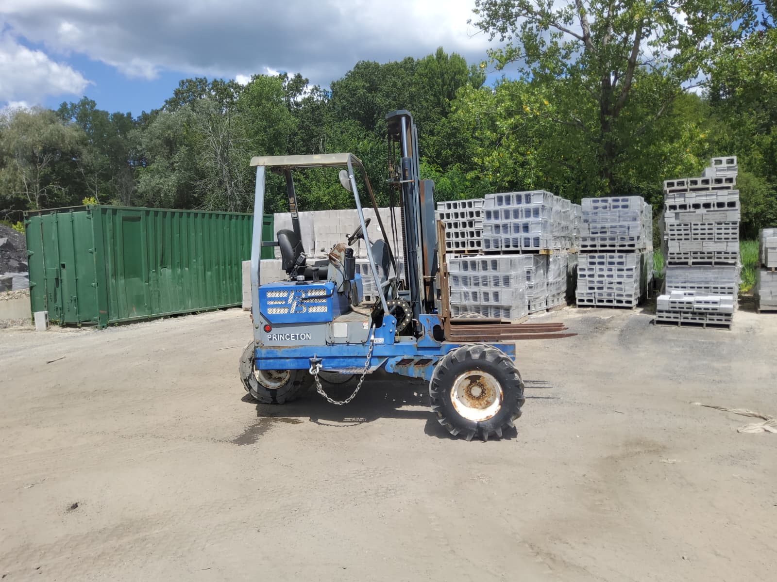 2004 Volvo VHD Flatbed with Princeton PB50 Truck Mounted Forklift