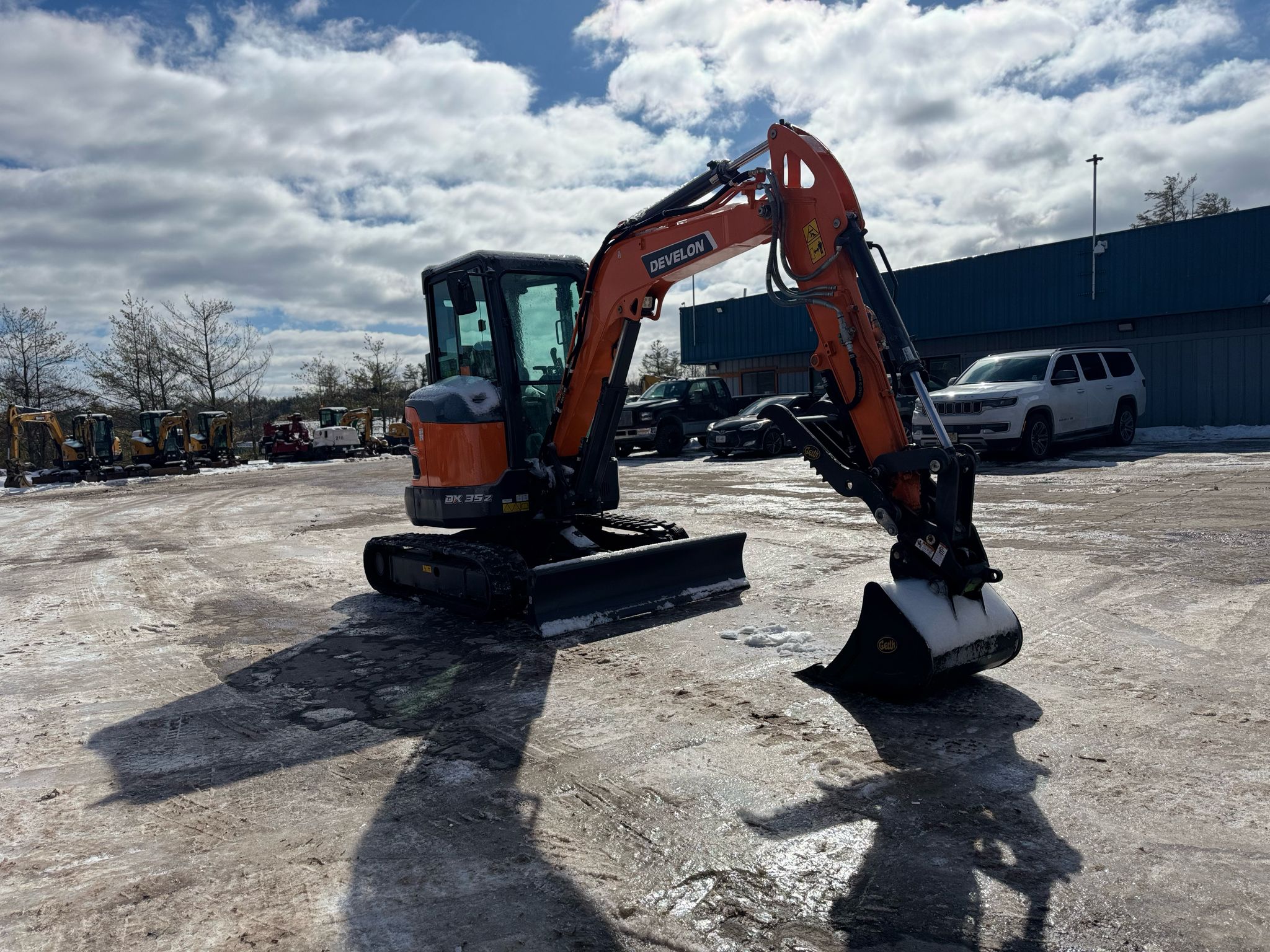2024 Develon DX35Z-7 Mini Excavator-New