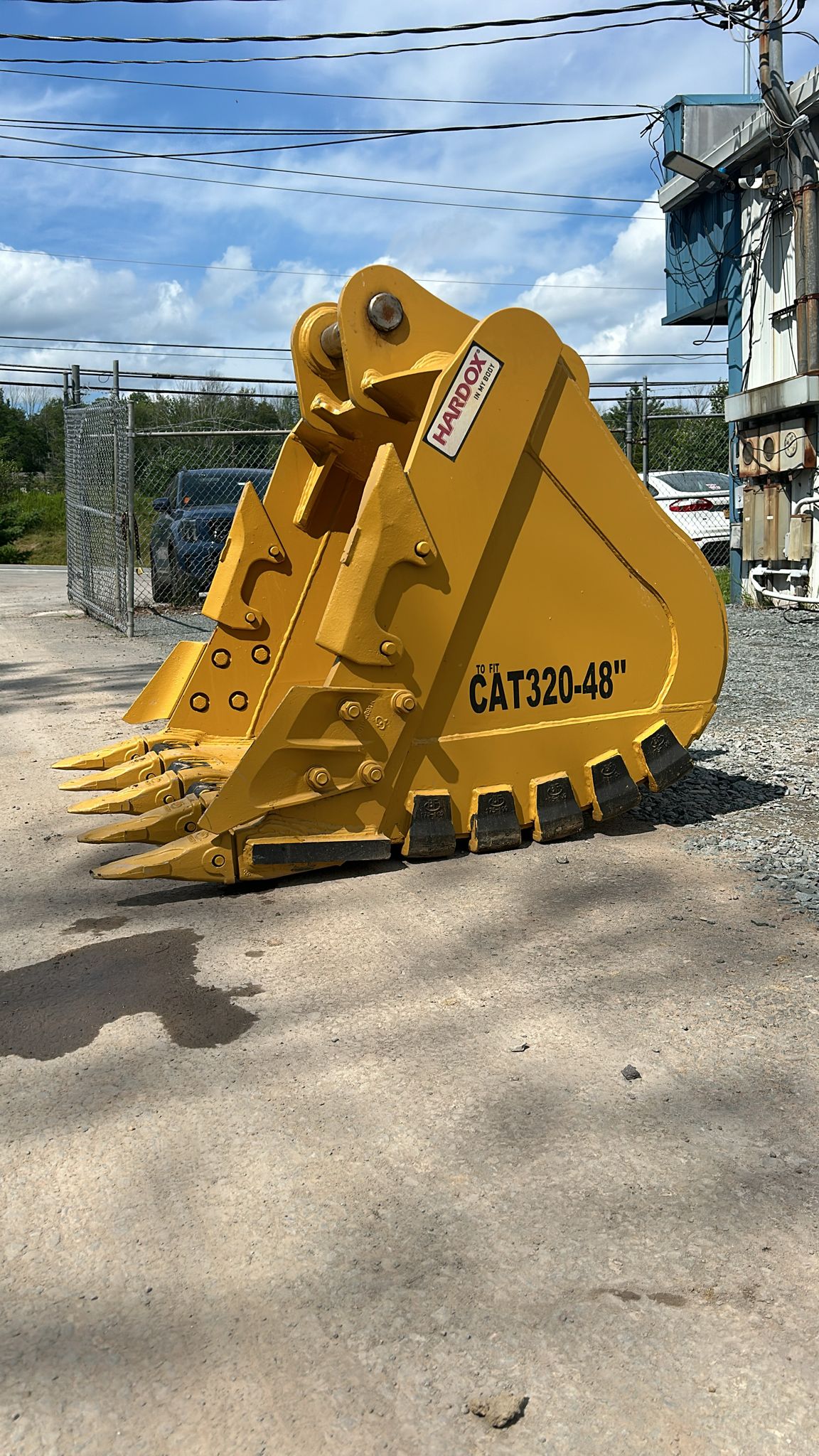 *New* Jisan BKT3204HD48 48-in Bucket-New