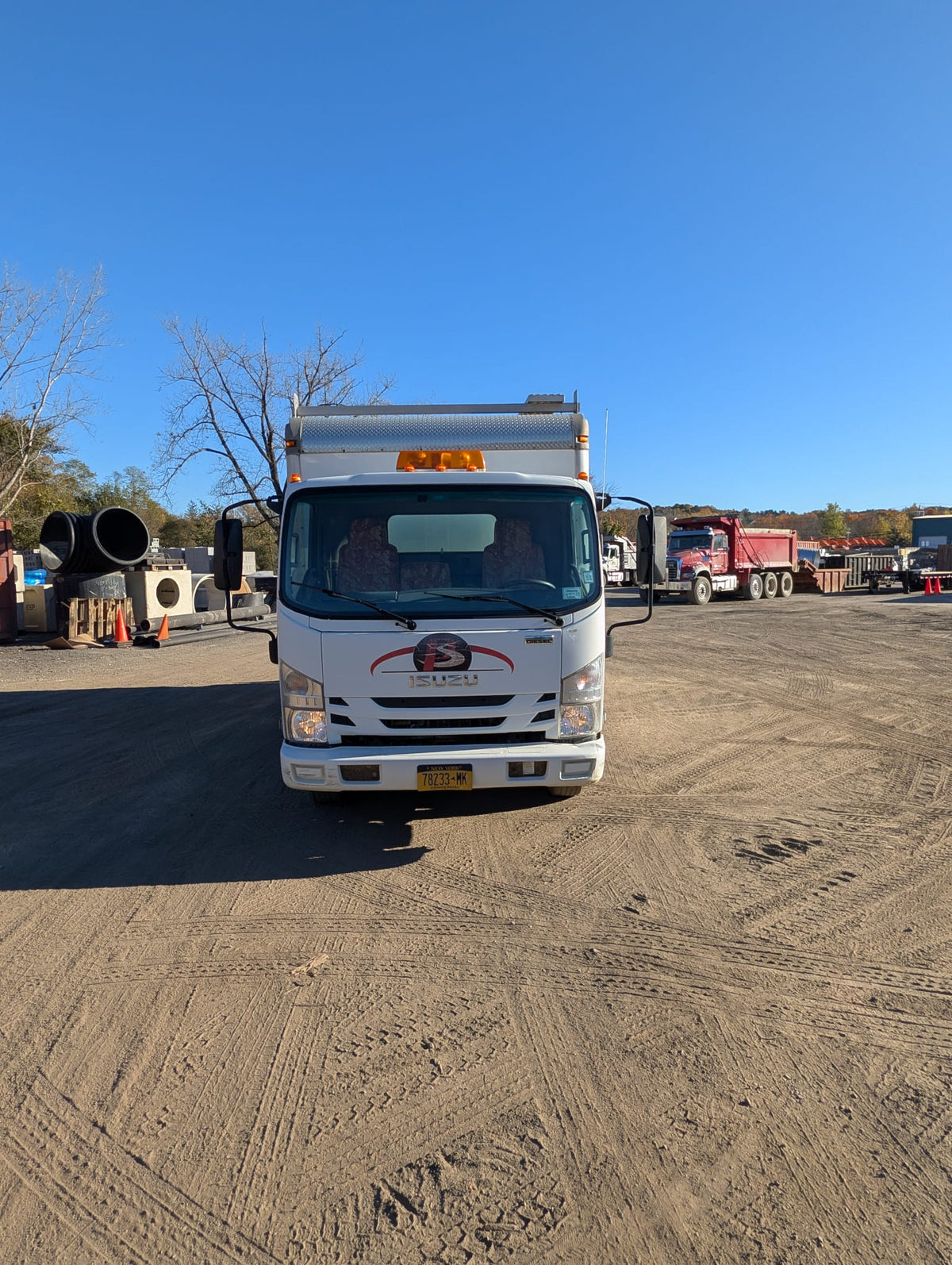 2017 Isuzu NQR Service/Maintenance Truck
