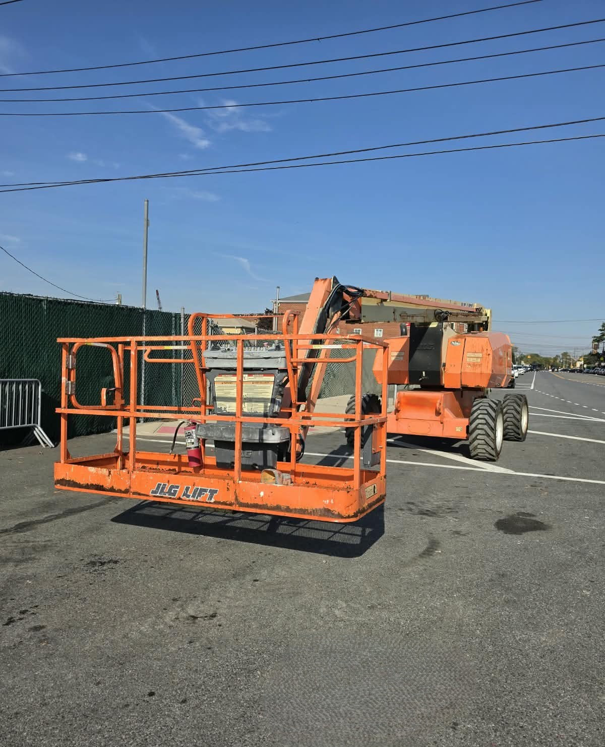 2014 JLG 800AJ Articulating Boom Lift