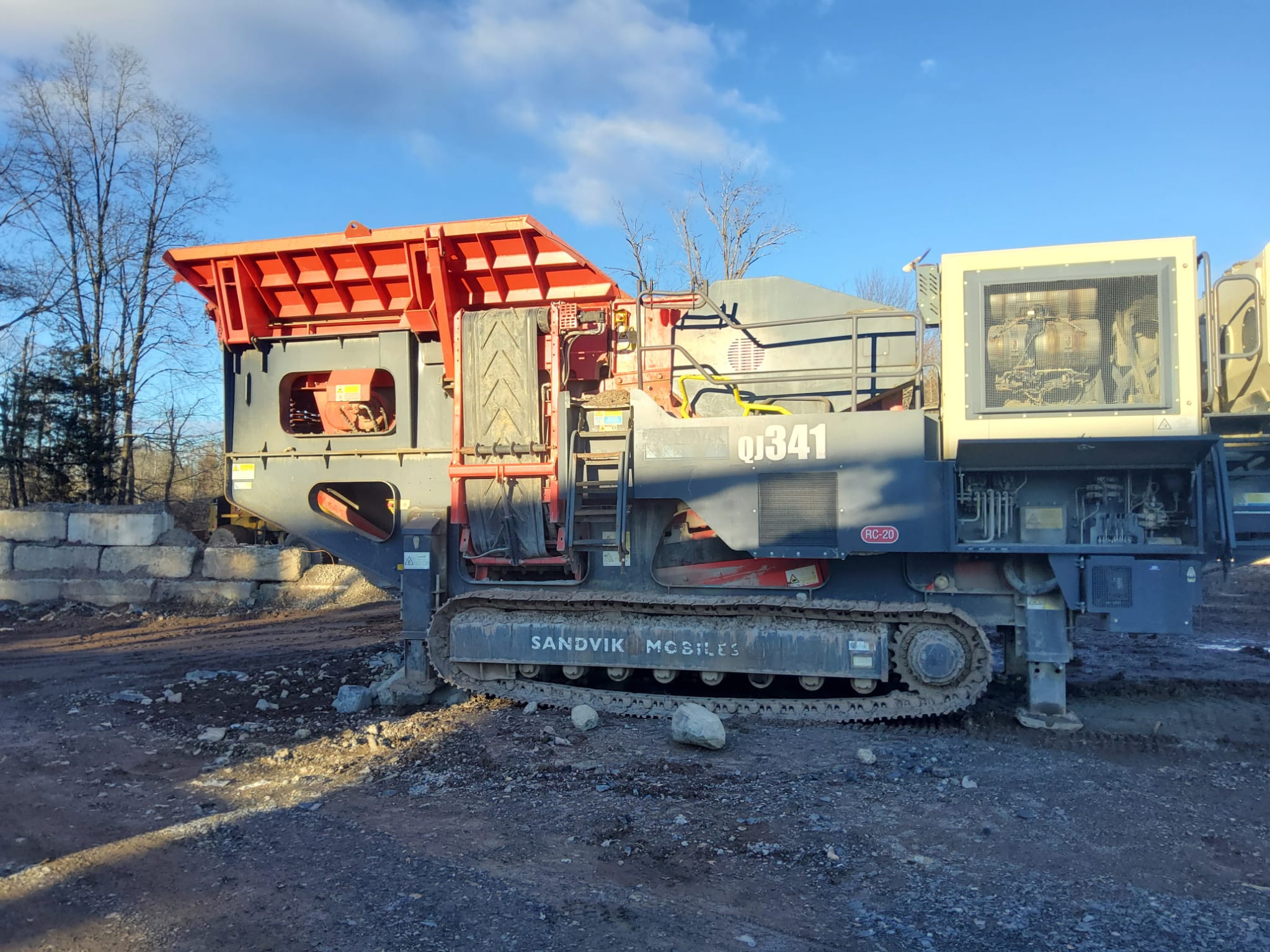 2016 Sandvik QJ341 Mobile Jaw Crusher