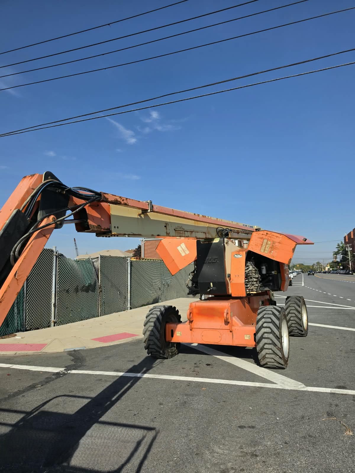 2014 JLG 800AJ Articulating Boom Lift