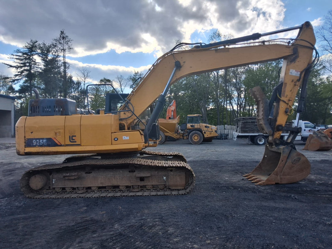2018 LiuGong 925E Excavator