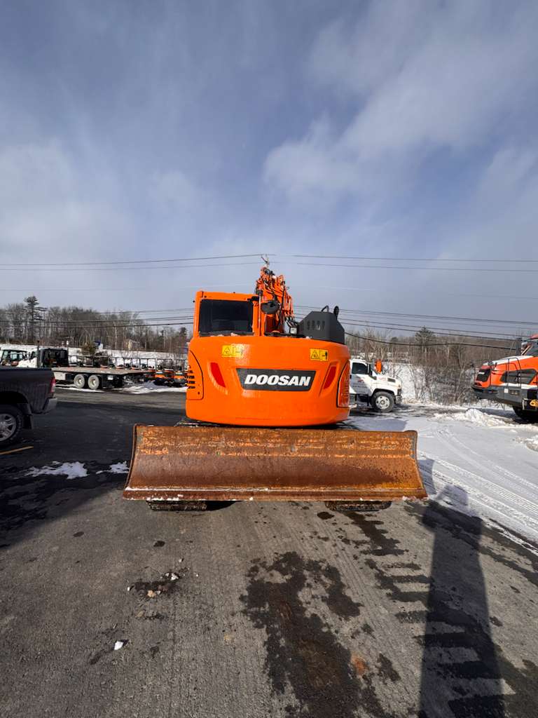 2021 Doosan DX140LCR-5 Excavator