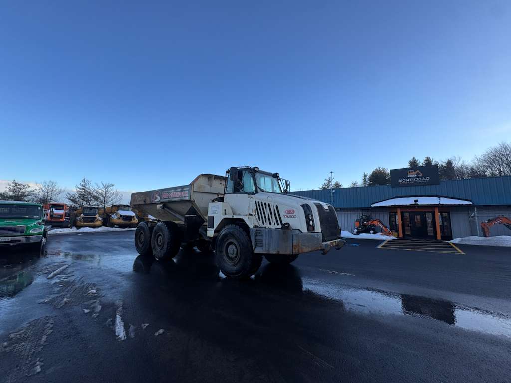 2011 Terex TA300 Articulated Dump Truck (off highway)