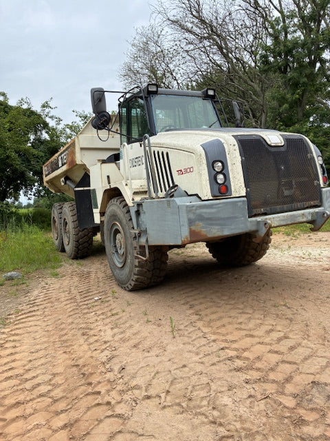 2011 Terex TA300 Articulated Dump Truck (off highway)