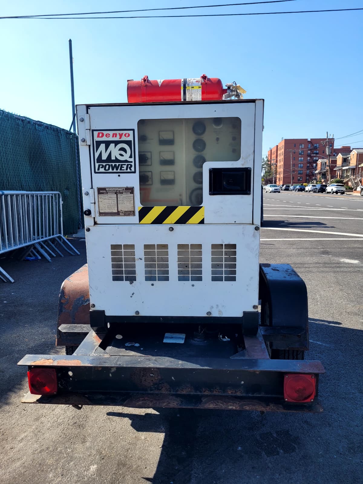 2005 MQ Whisperwatt DCA25-SSIU2