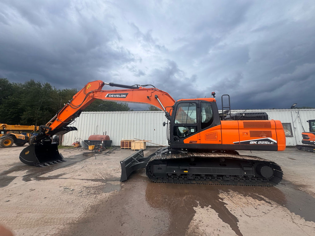 2025 Develon DX225LC-7 Excavator