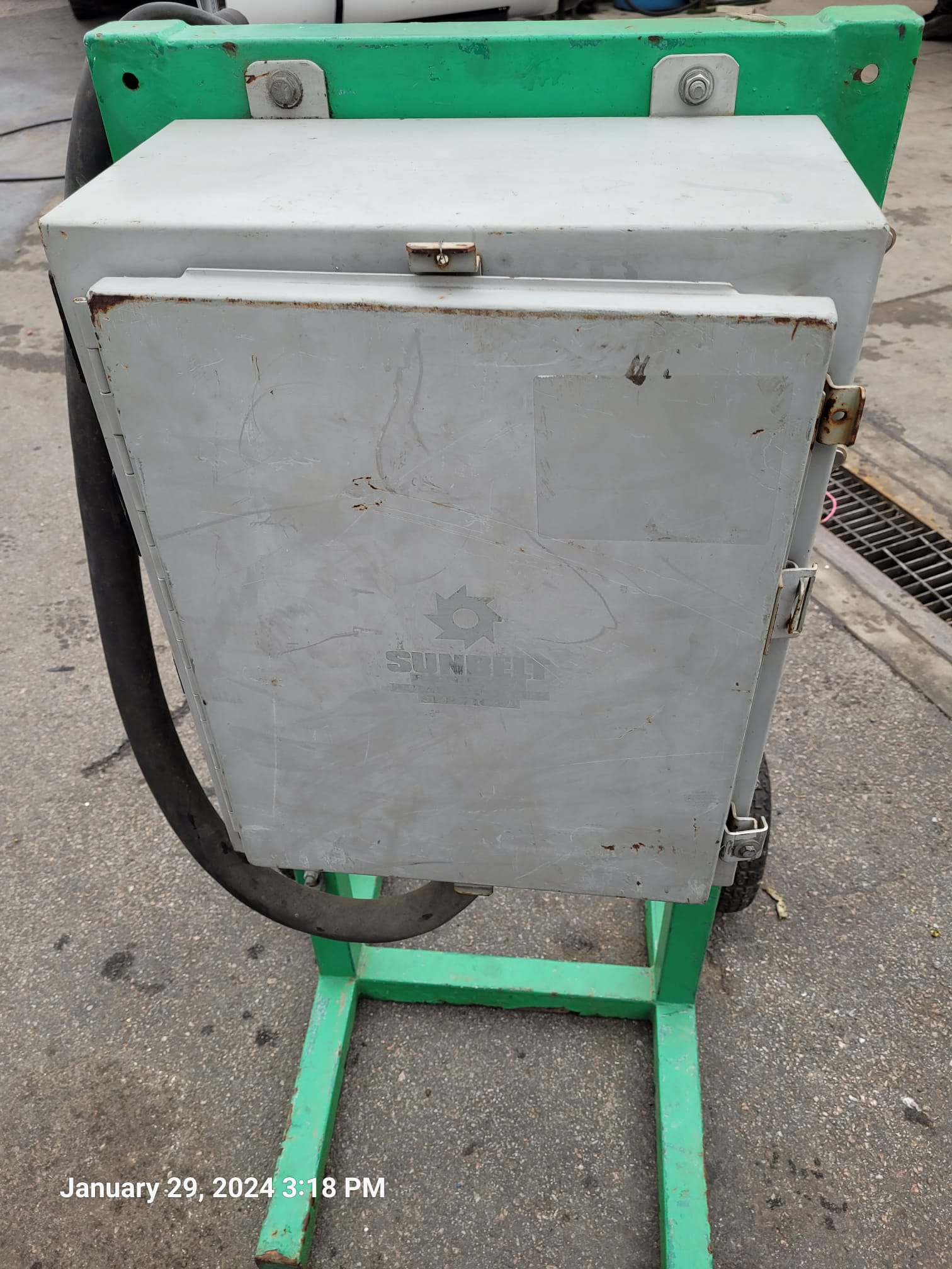 Power Temp Systems P-125Q-SR Portable Power Distribution Cart