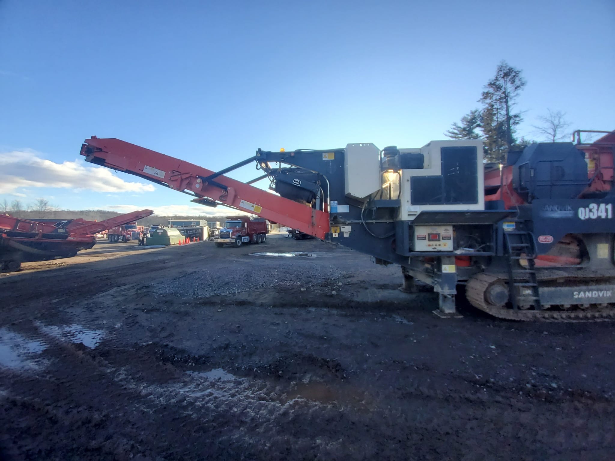 2016 Sandvik QJ341 Mobile Jaw Crusher
