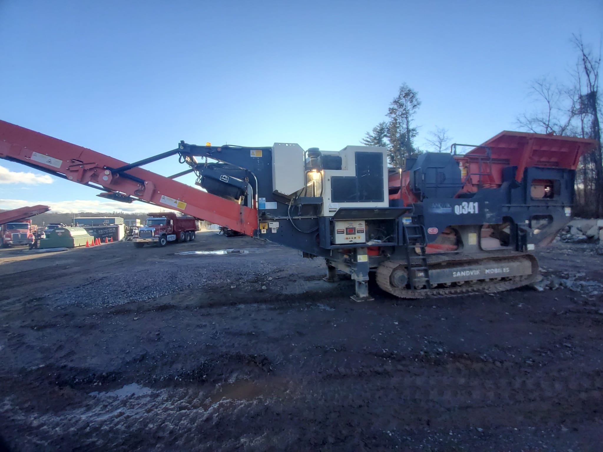 2016 Sandvik QJ341 Mobile Jaw Crusher