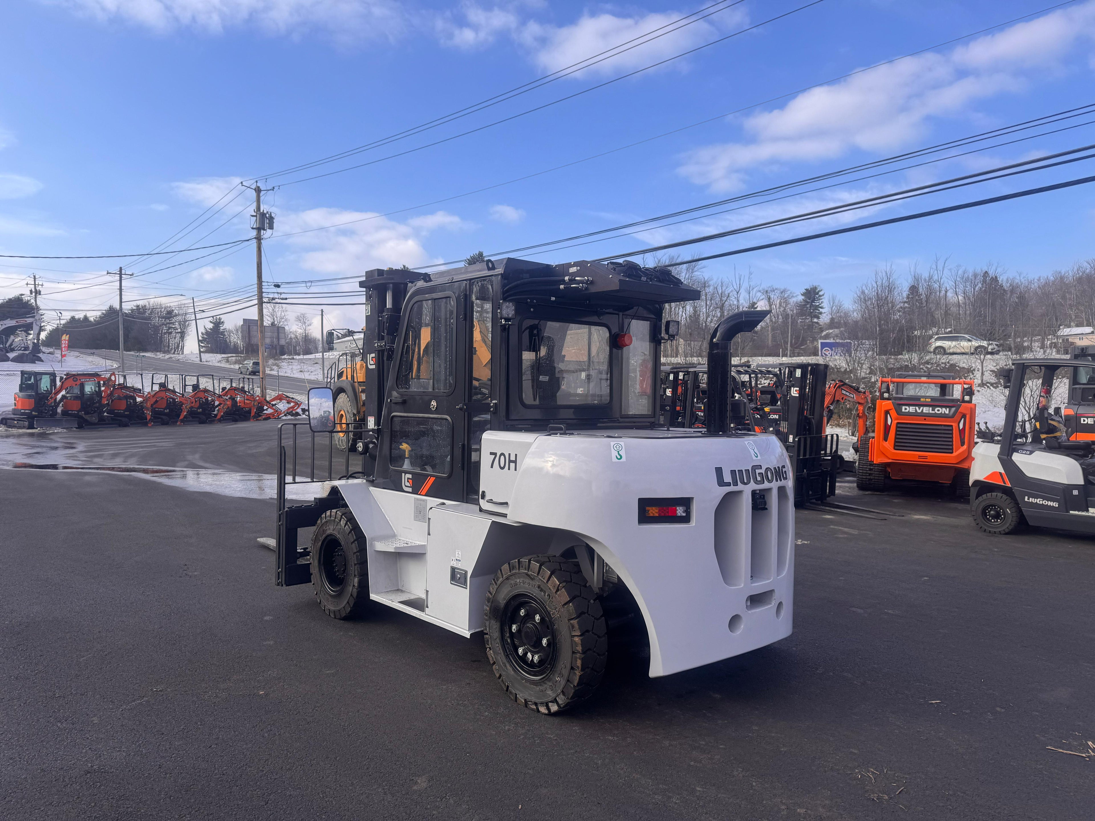 2025 LiuGong CLG2070H Forklift