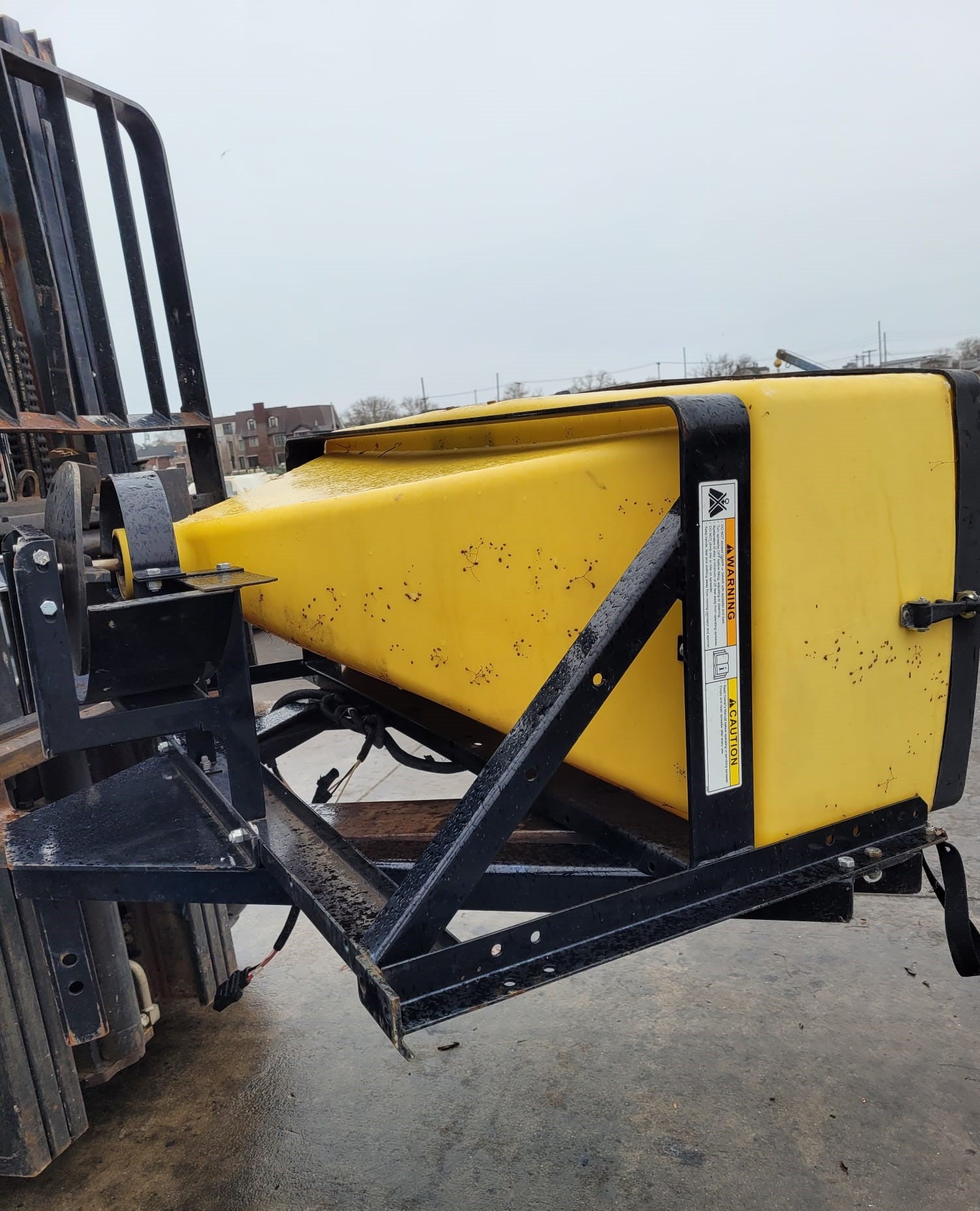 Fisher 1000 Low Profile Tailgate Spreader