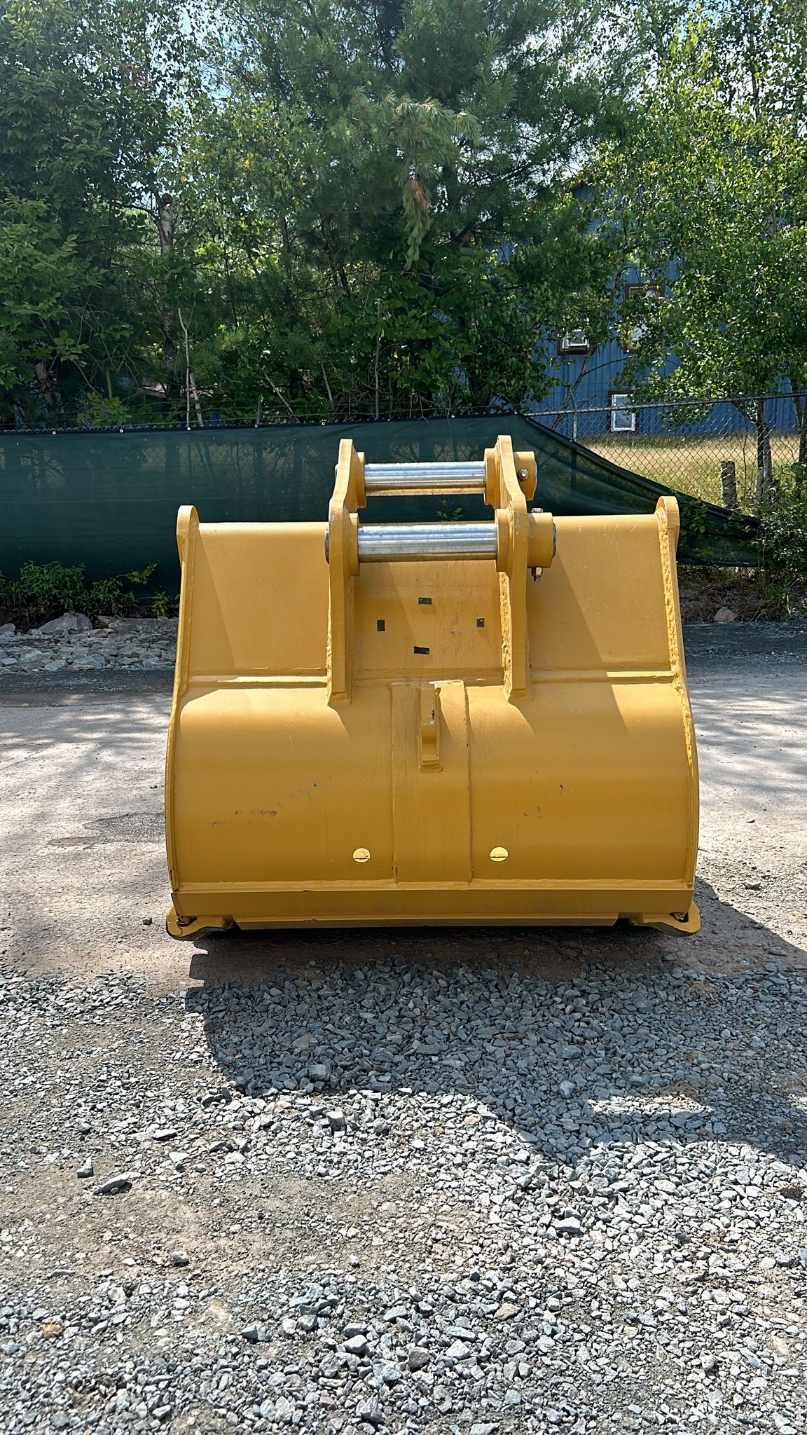 *New* Jisan BKT3204HD48 48-in Bucket-New