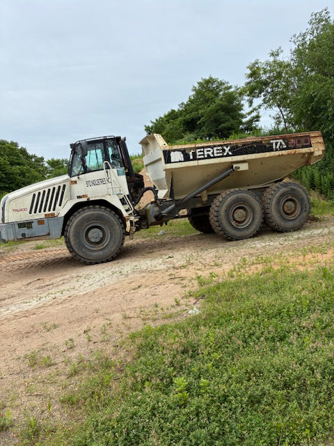 2011 Terex TA300 Articulated Dump Truck (off highway)