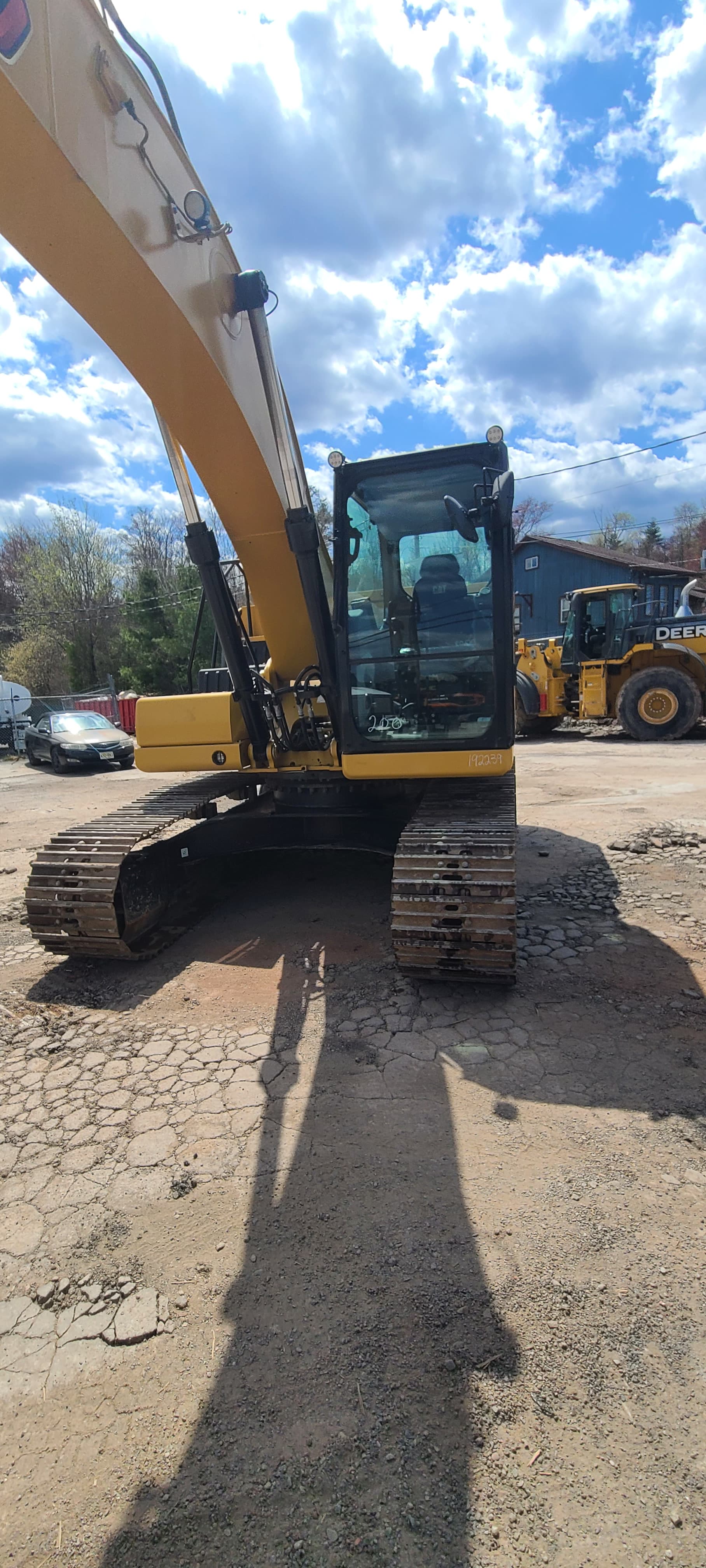 2020 CAT 320 Excavator -Bucket W/Thumb