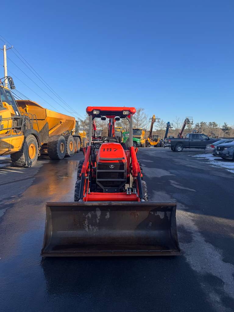2023 Kubota L47 Loader Backhoe-Hours: 623