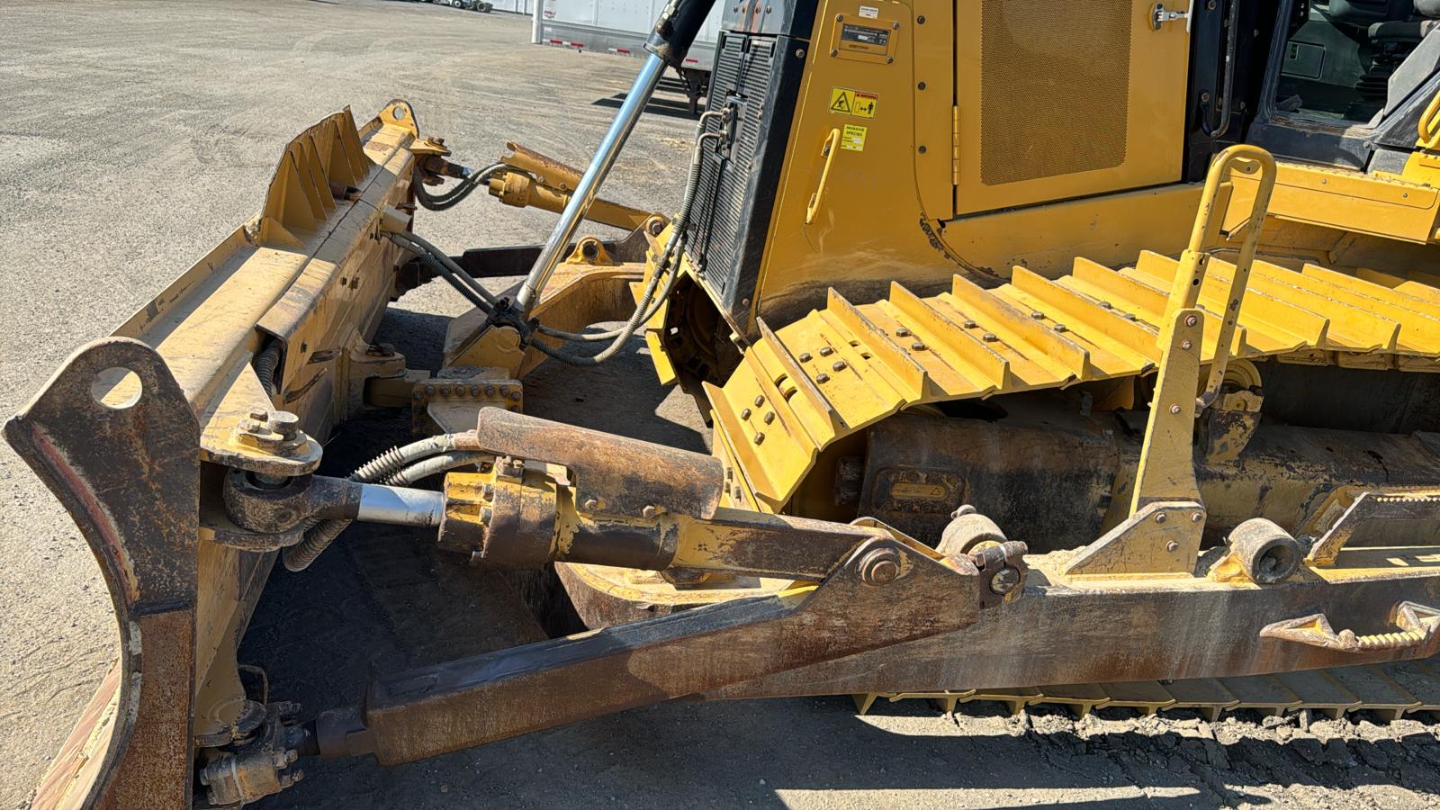 2016 Caterpillar D7E LGP Bull Dozer