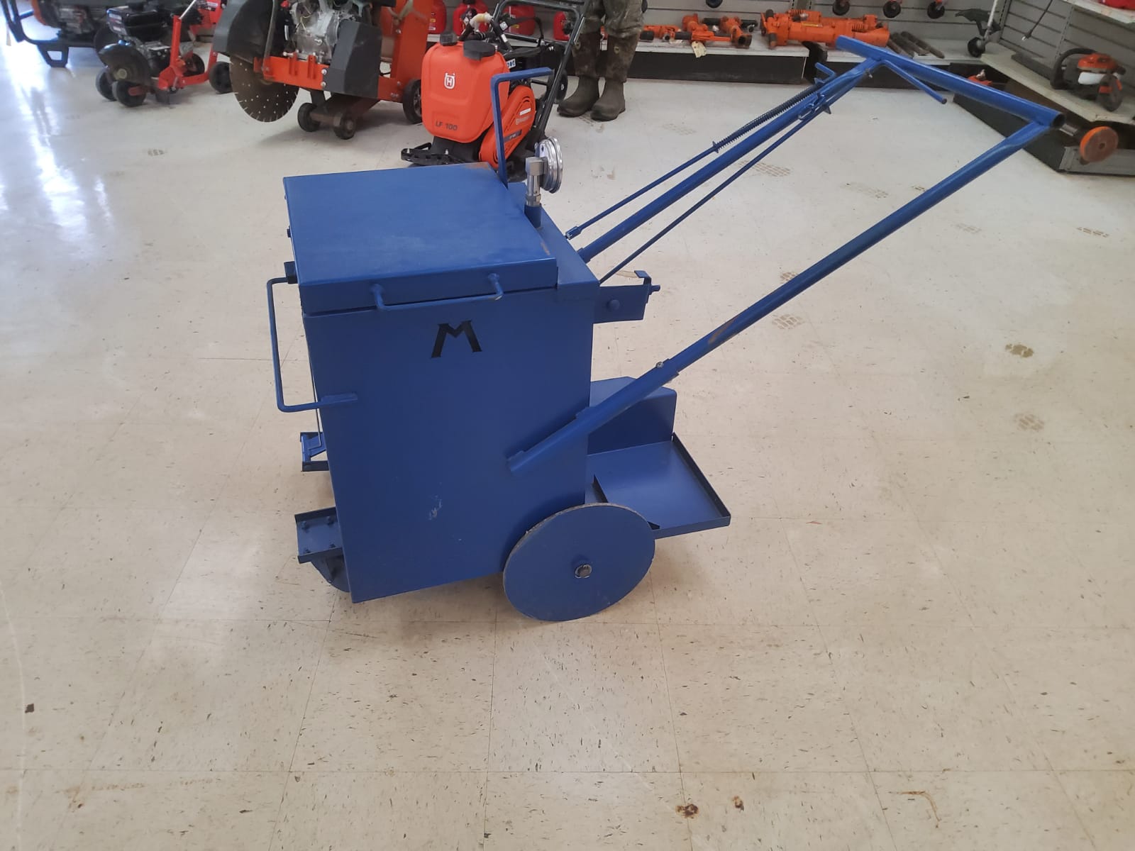 Marshalltown Asphalt Melter/Applicator