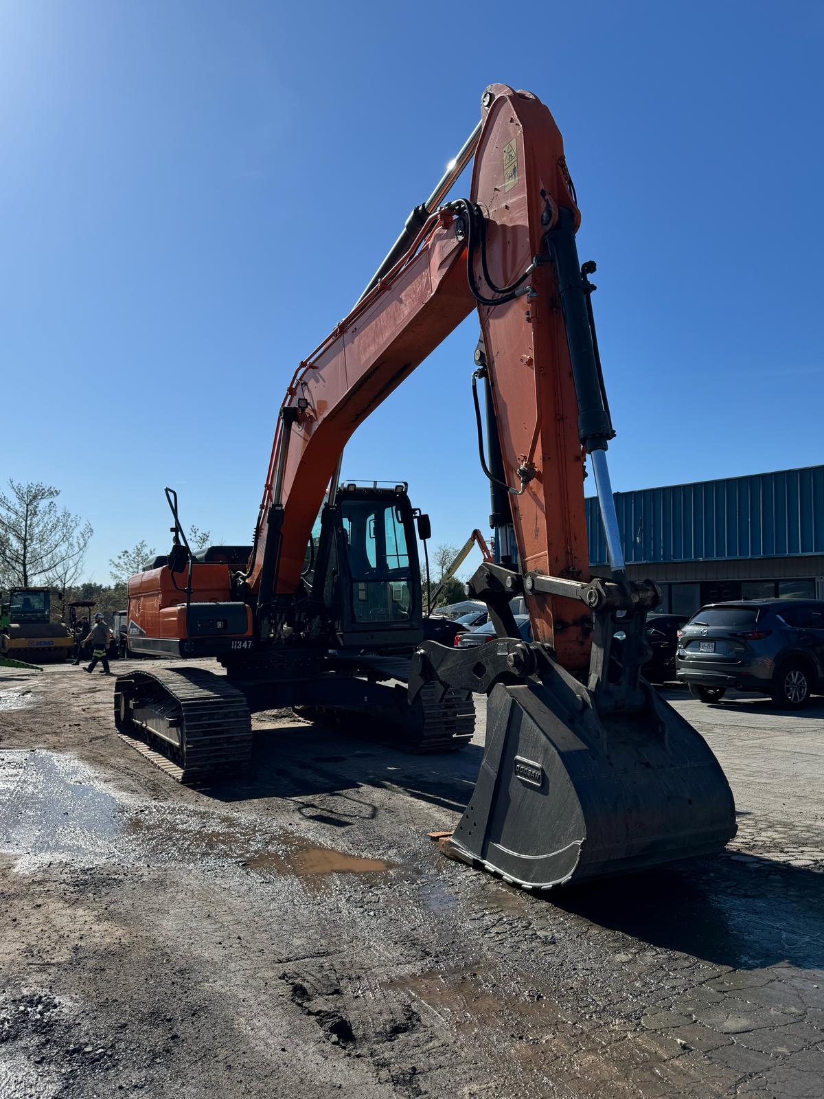 2019 Doosan DX225LC-7M Excavator