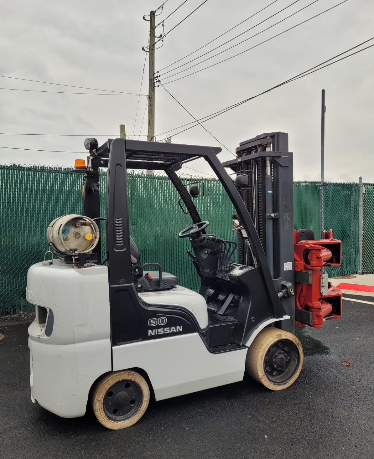 Nissan MCU1F2A30LV Forklift w/Tygard Claw TC500 Rotating Clamp Attachment