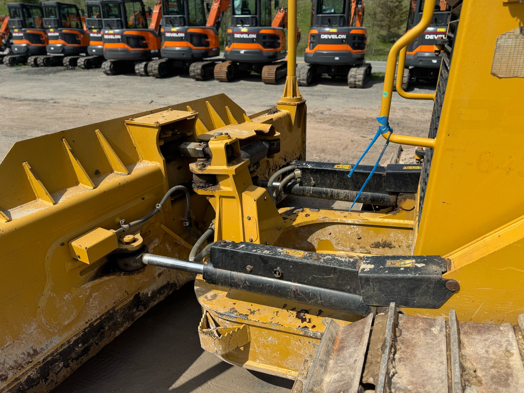 2019 CAT D6N LGP Dozer