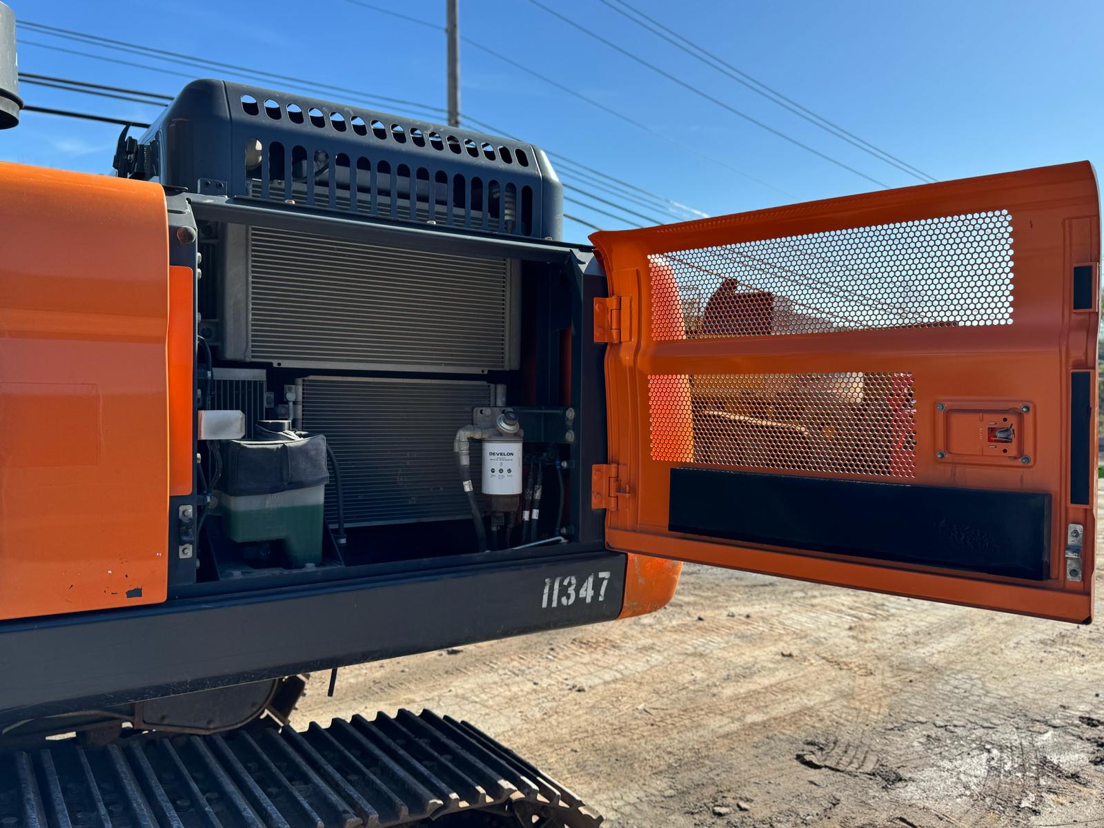 2019 Doosan DX225LC-7M Excavator