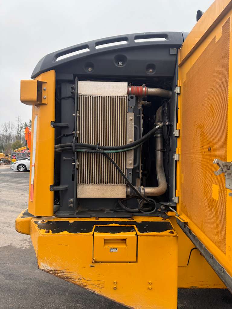 2017 John Deere 744K-II Wheel Loader