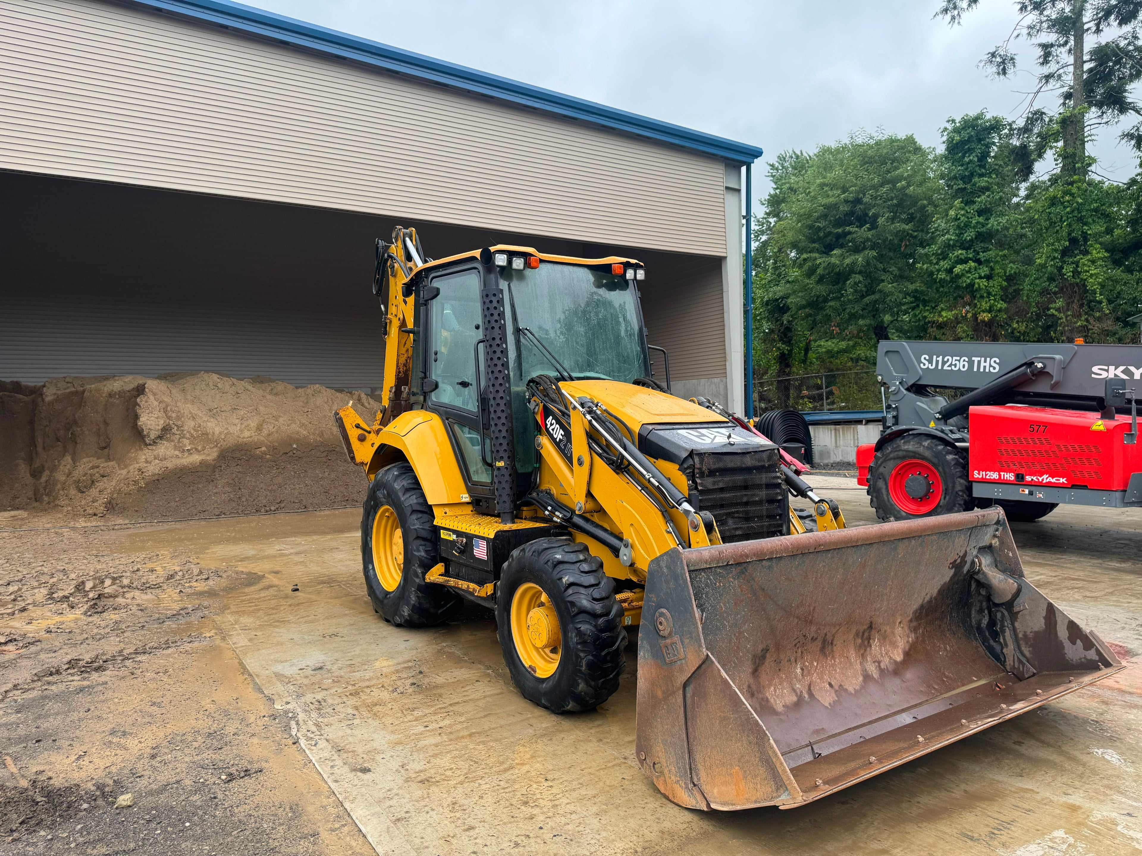 2015 CAT 420F2IT Backhoe Loader