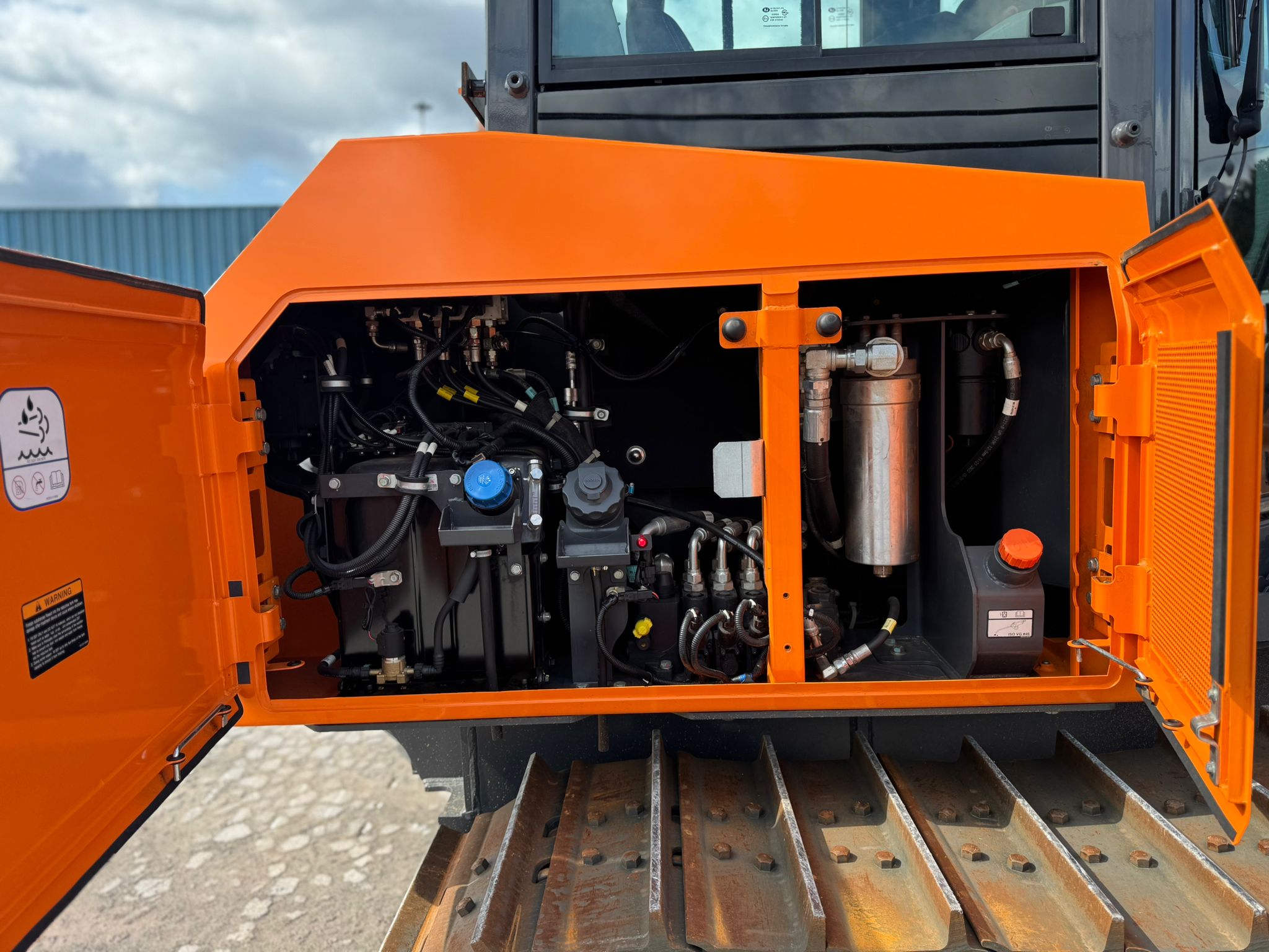 2024 Develon DD100XL-US10 Dozer