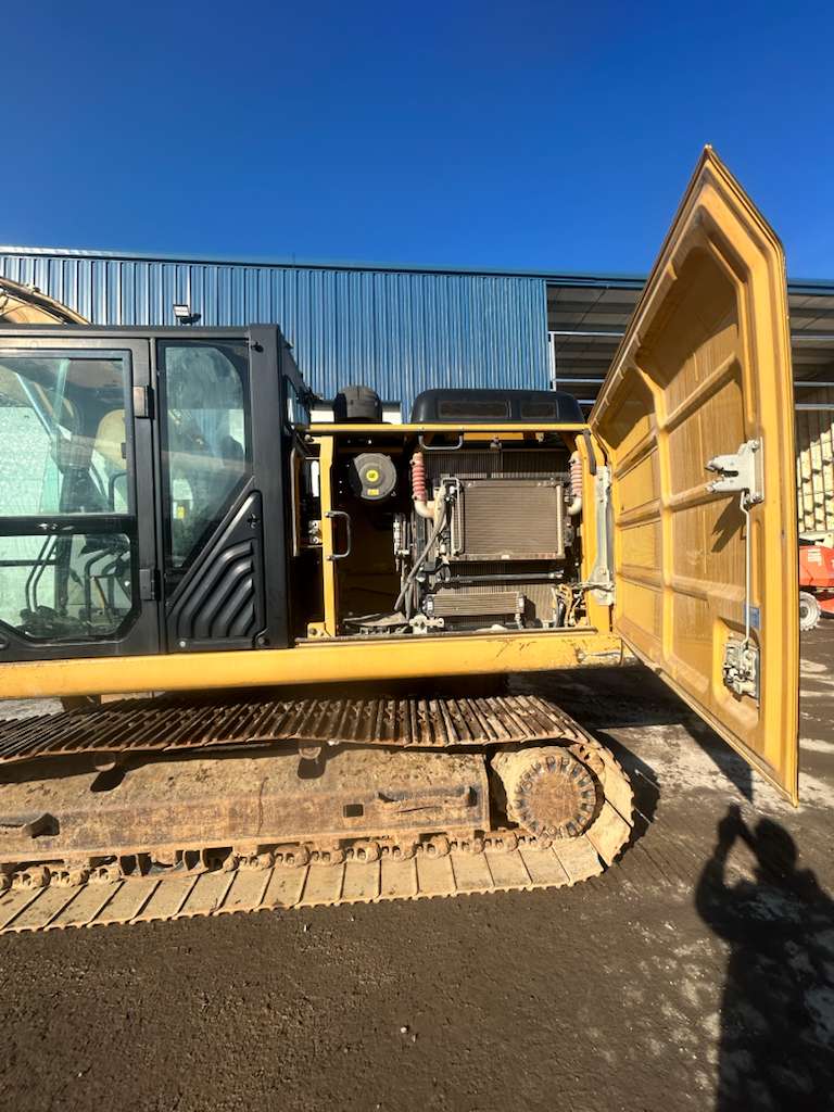 2014 CAT 323E L Excavator