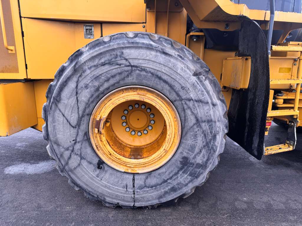 2017 John Deere 744K-II Wheel Loader