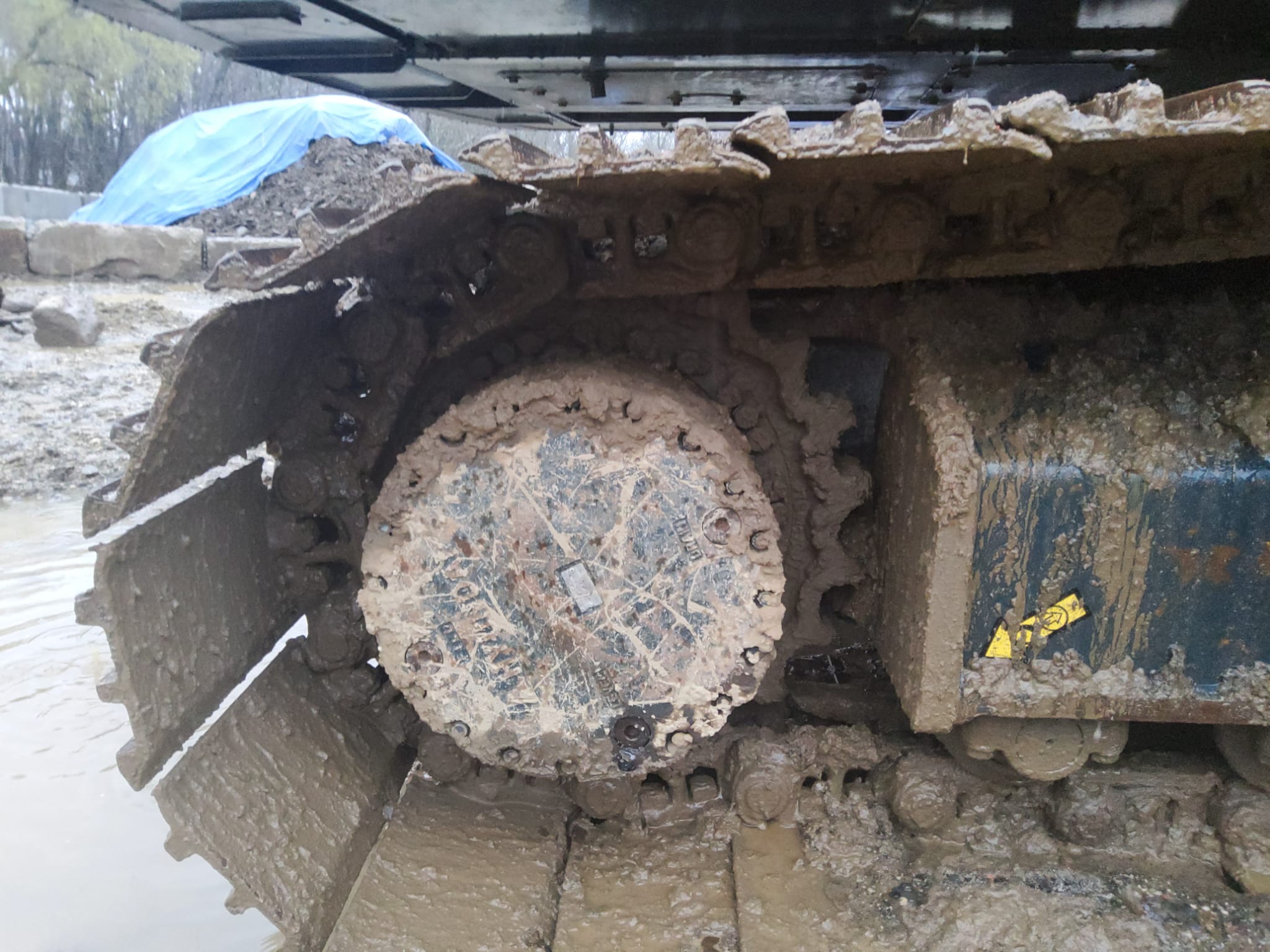 2022 Hyundai HX220AL Excavator w/Thumb