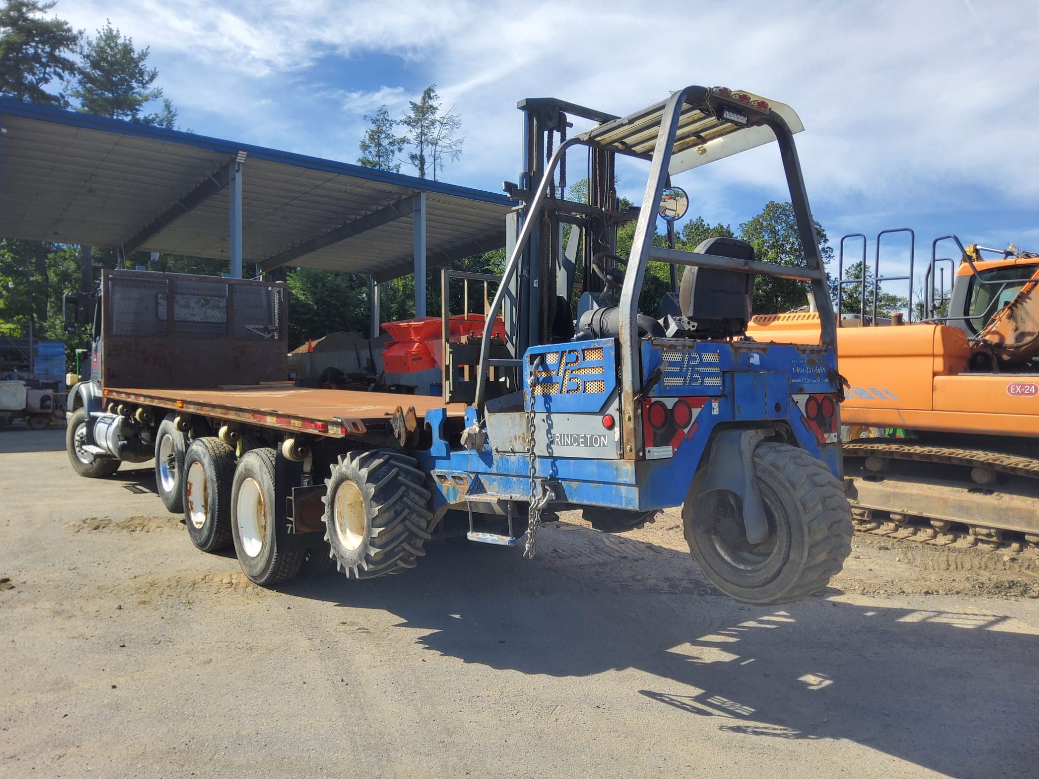 2004 Volvo VHD Flatbed with Princeton PB50 Truck Mounted Forklift