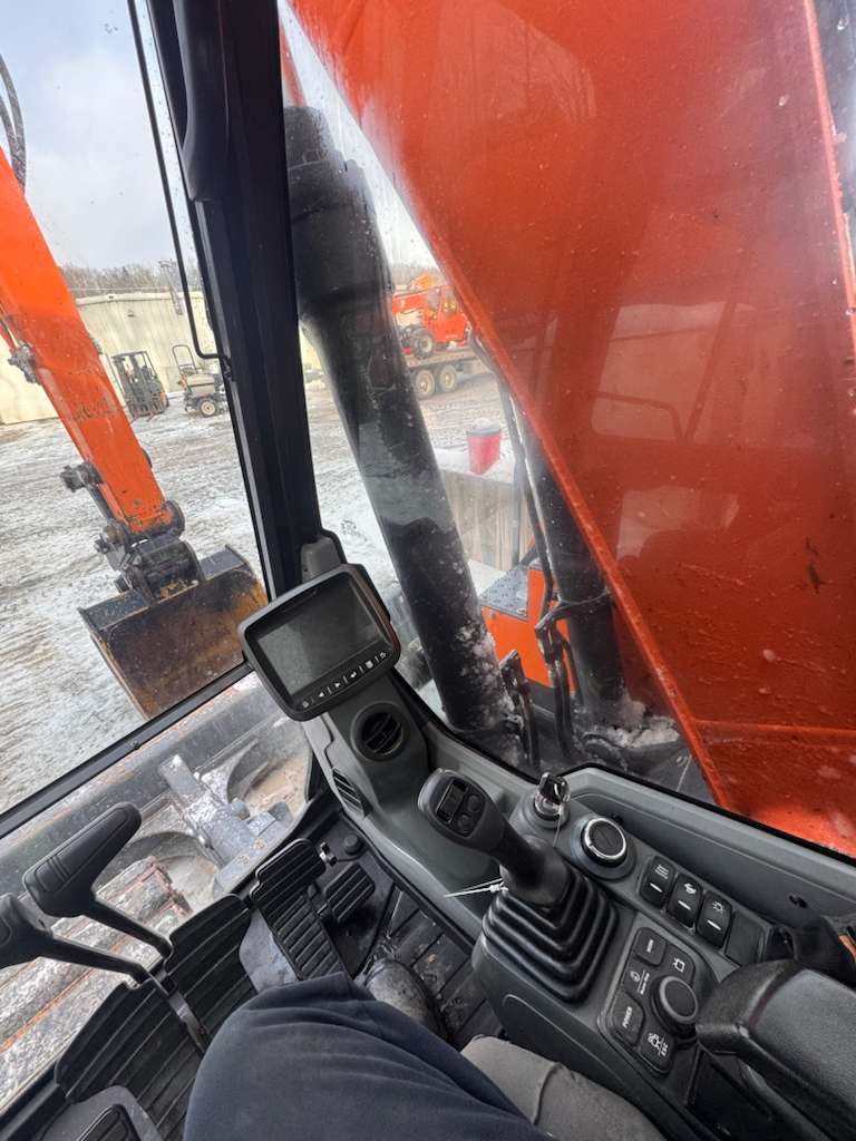 2021 Doosan DX140LCR-5 Excavator