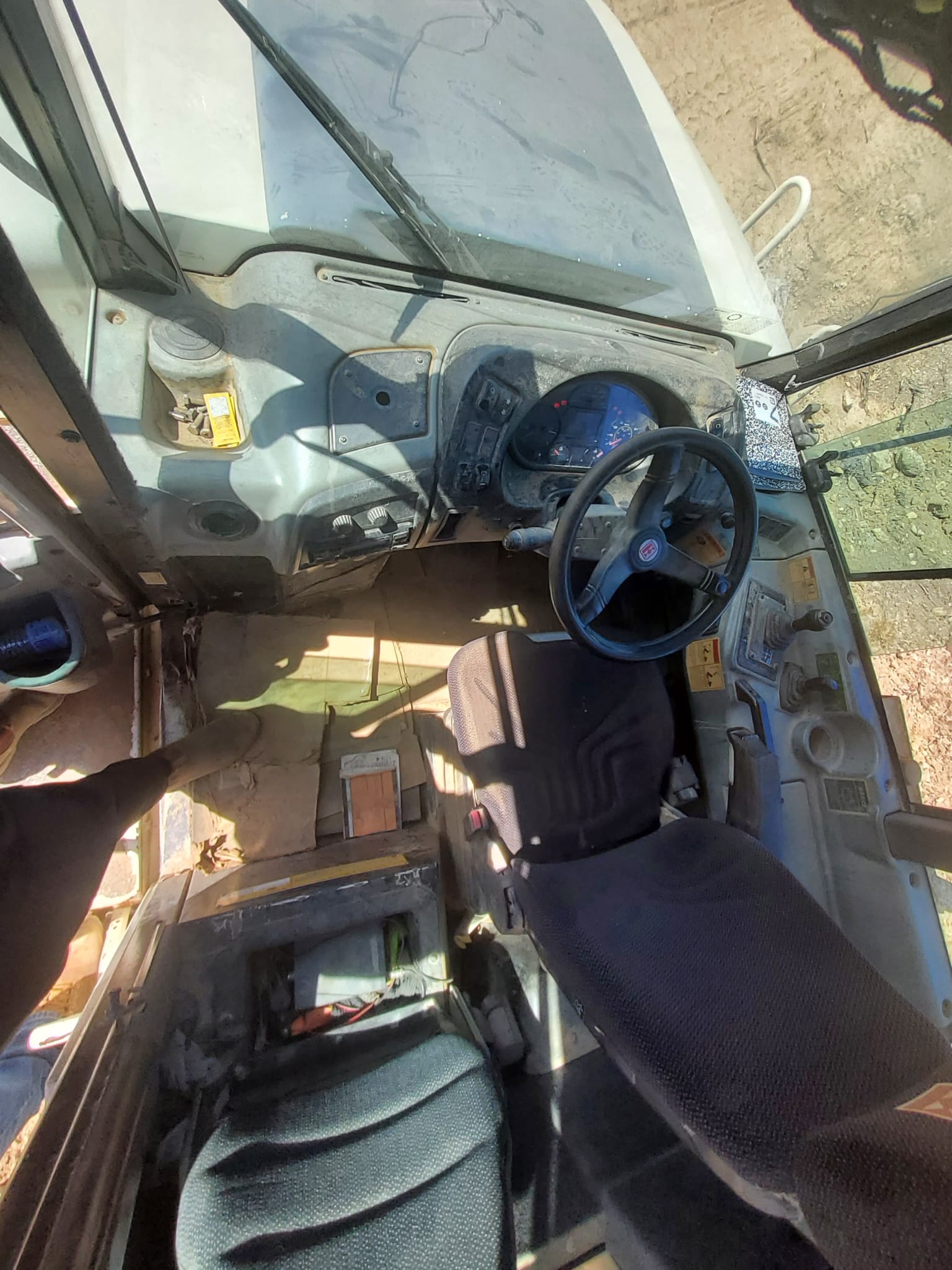 2011 Terex TA300 Articulated Dump Truck (off highway)