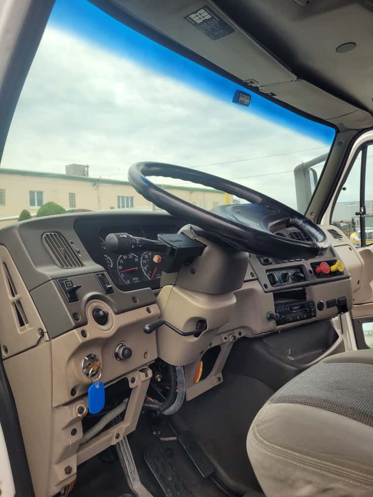 2002 Sterling A9500 Semi-Truck Tractor