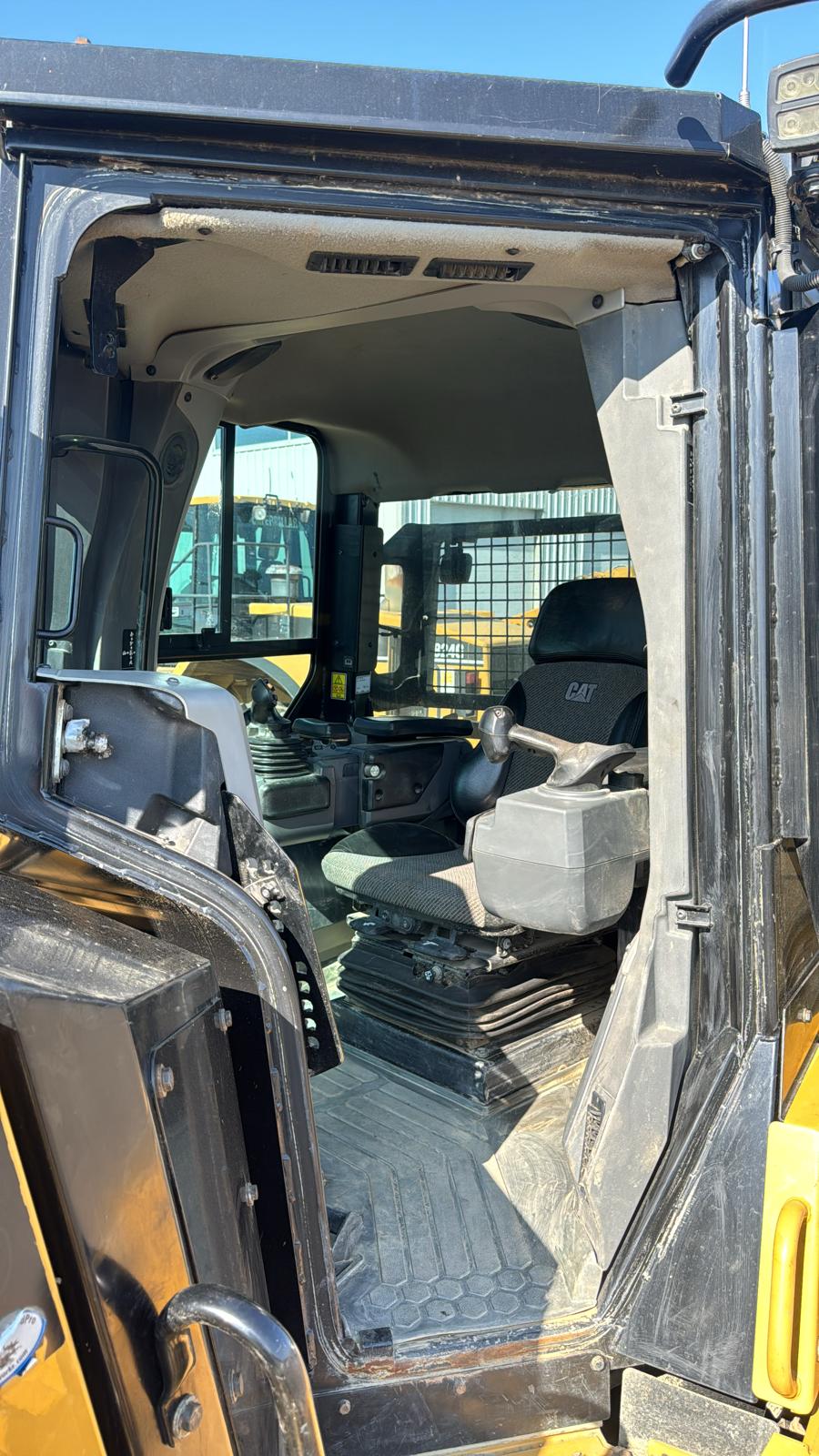 2016 Caterpillar D7E LGP Bull Dozer