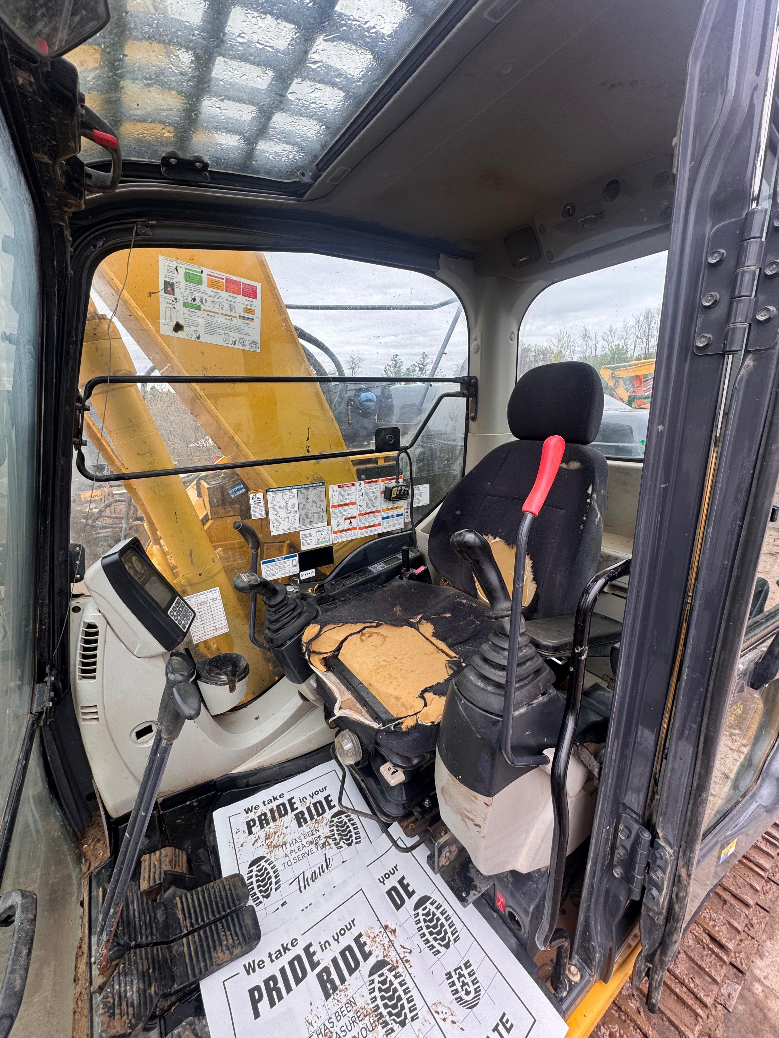 2017 Kobelco SK140SRLC-5 Excavator