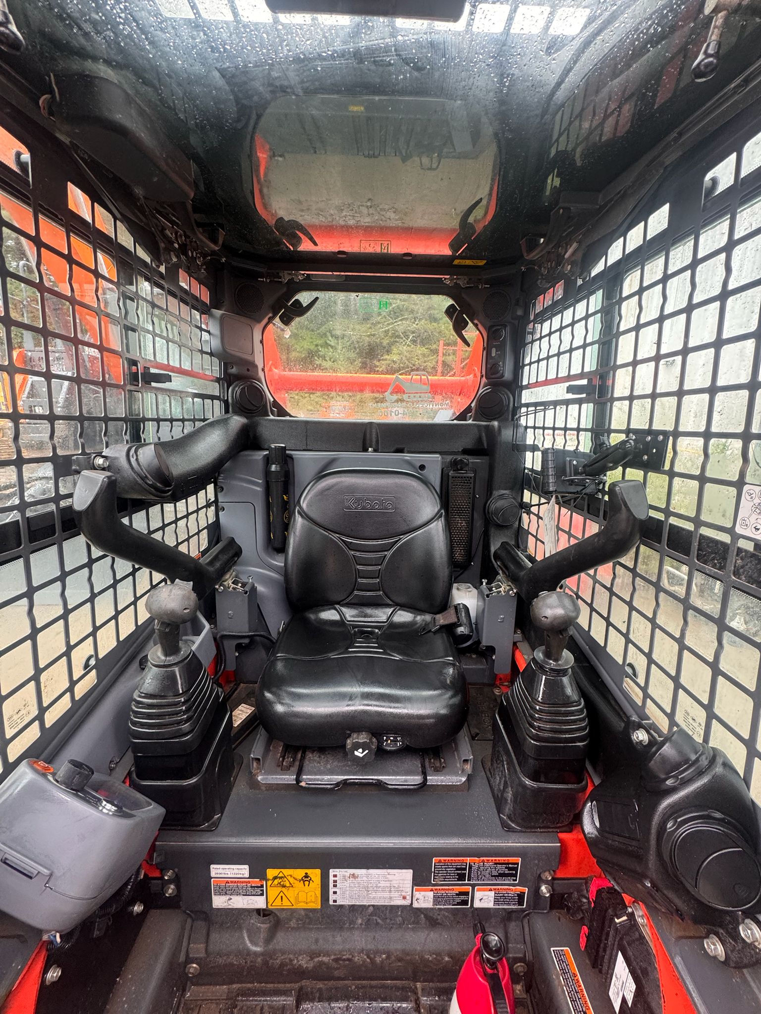 2023 Kubota SSV75 Skid Steer