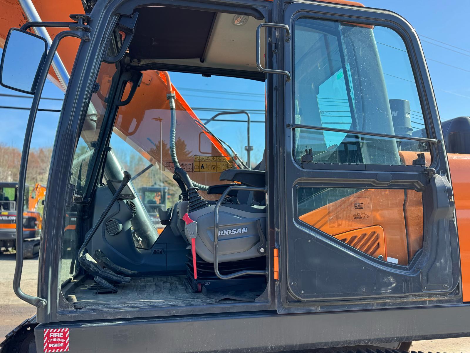 2019 Doosan DX225LC-7M Excavator