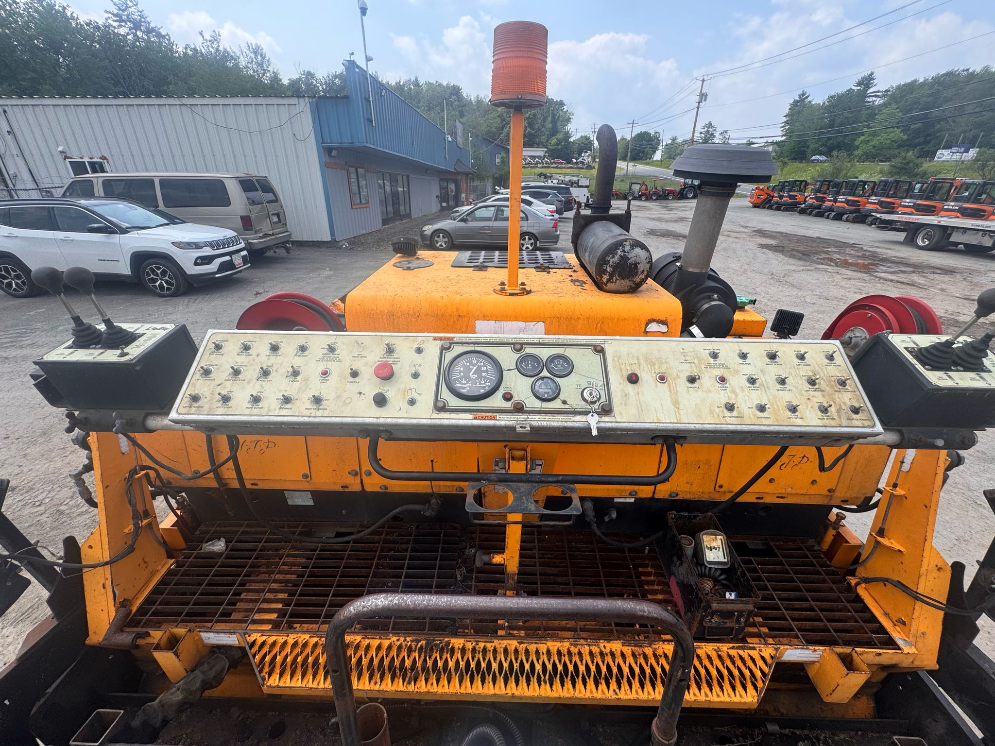 2011 LeeBoy 8515B Asphalt Paver