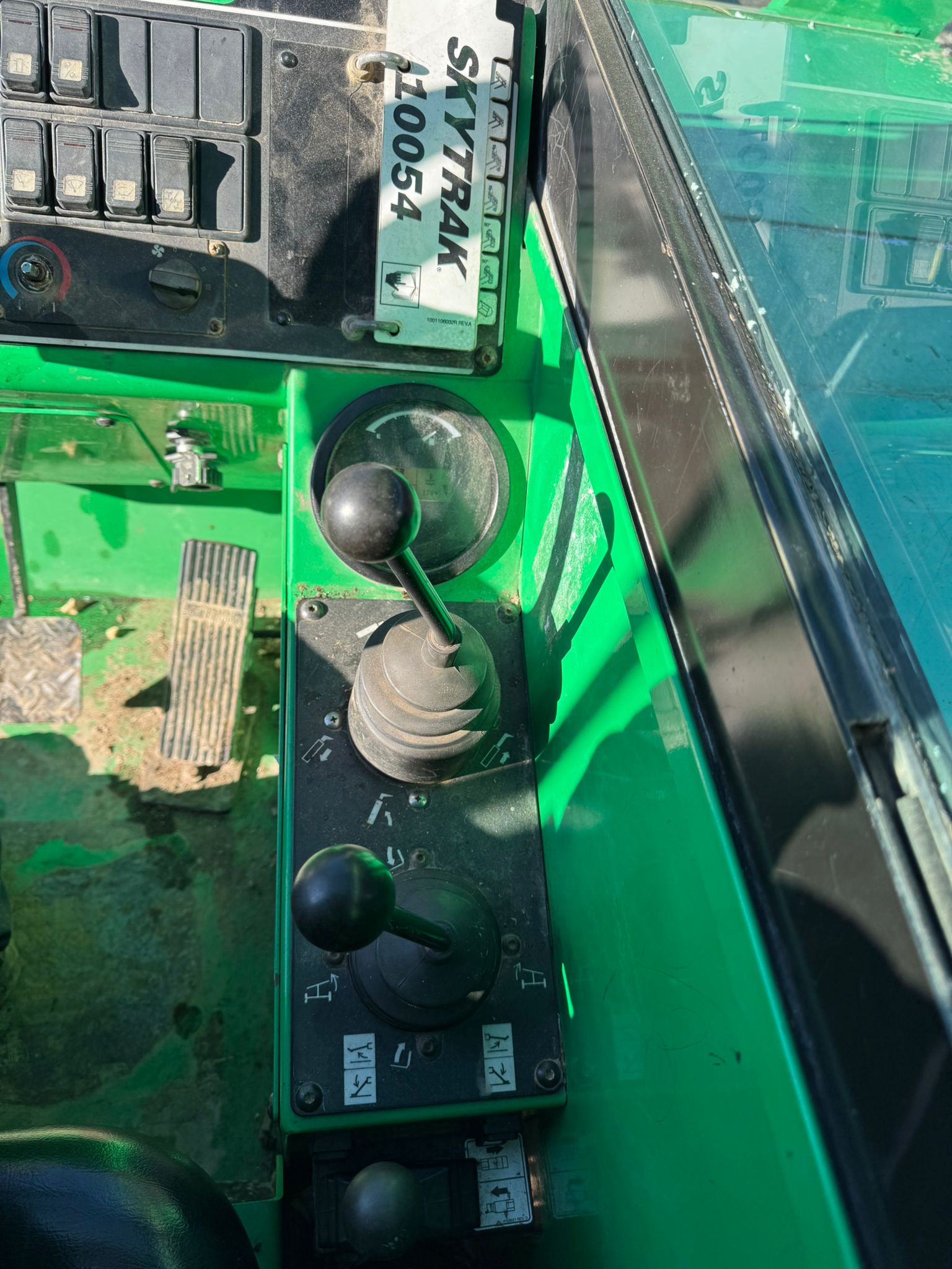 2015 JLG SkyTrak 10054 Telehandler