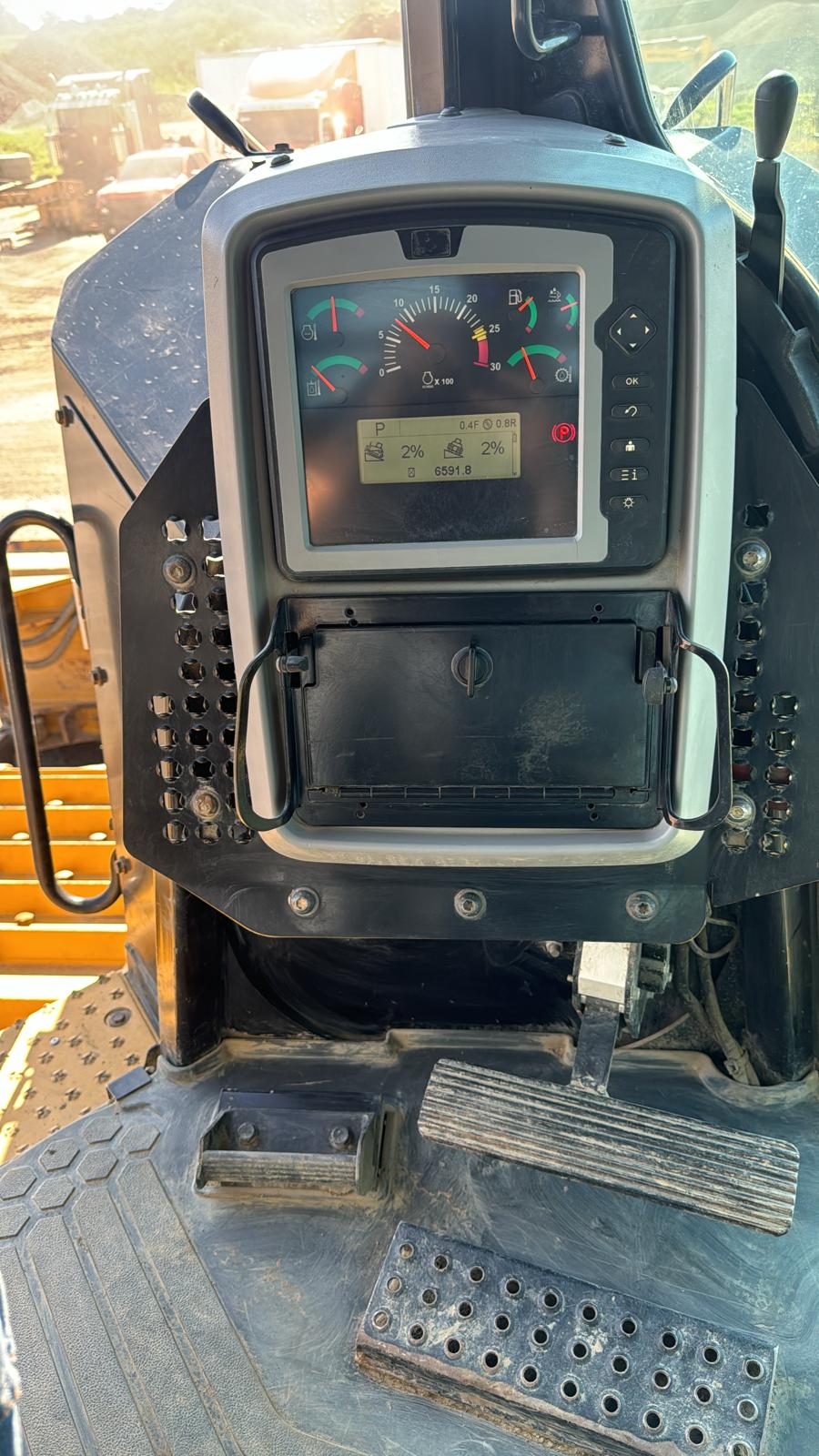 2016 Caterpillar D7E LGP Bull Dozer