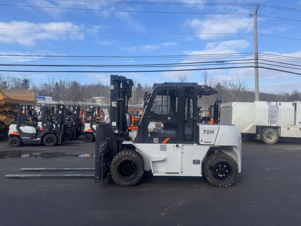 2025 LiuGong CLG2070H Forklift
