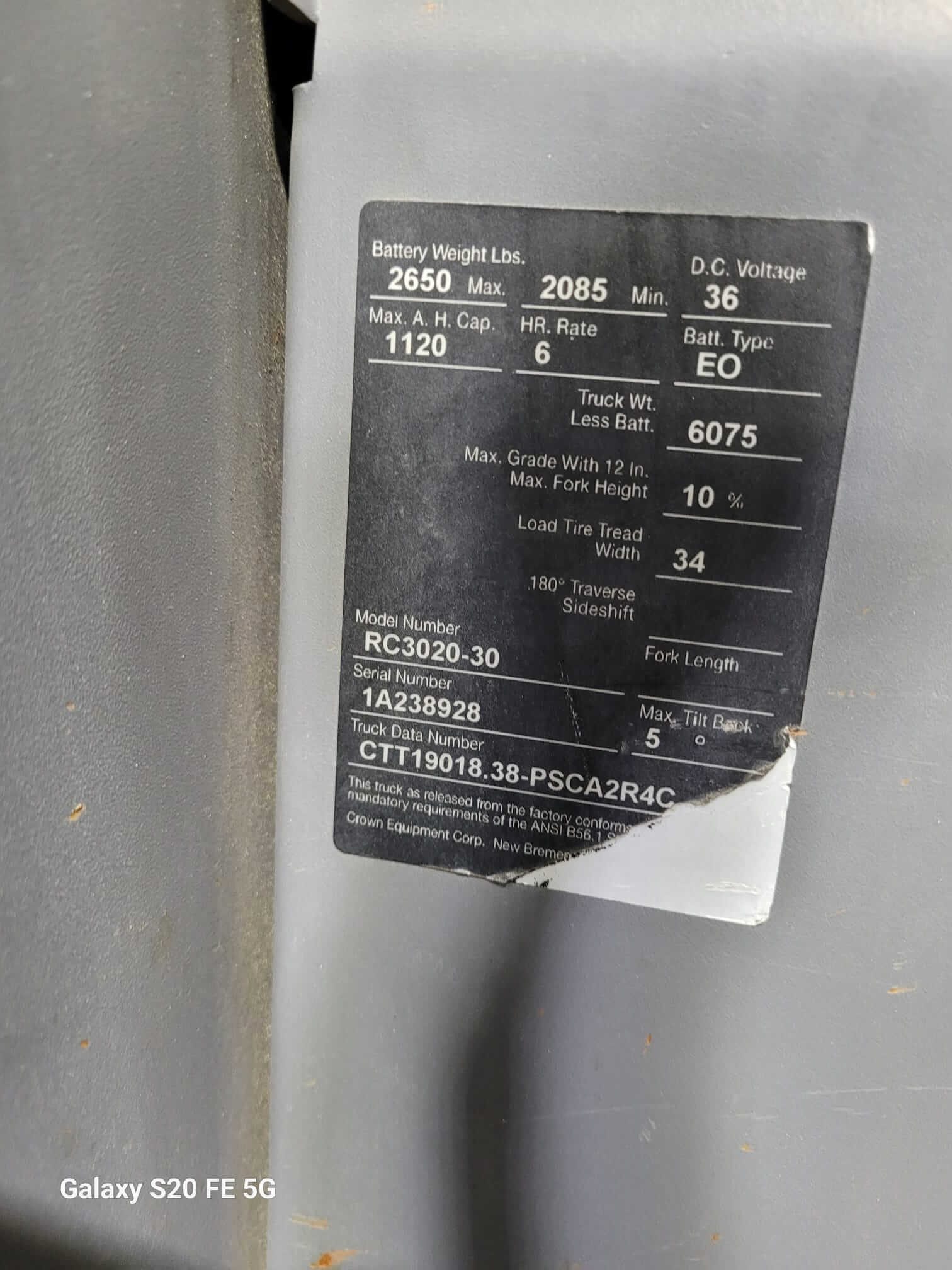 Crown RC3020-30 Stand Up Electric Forklift