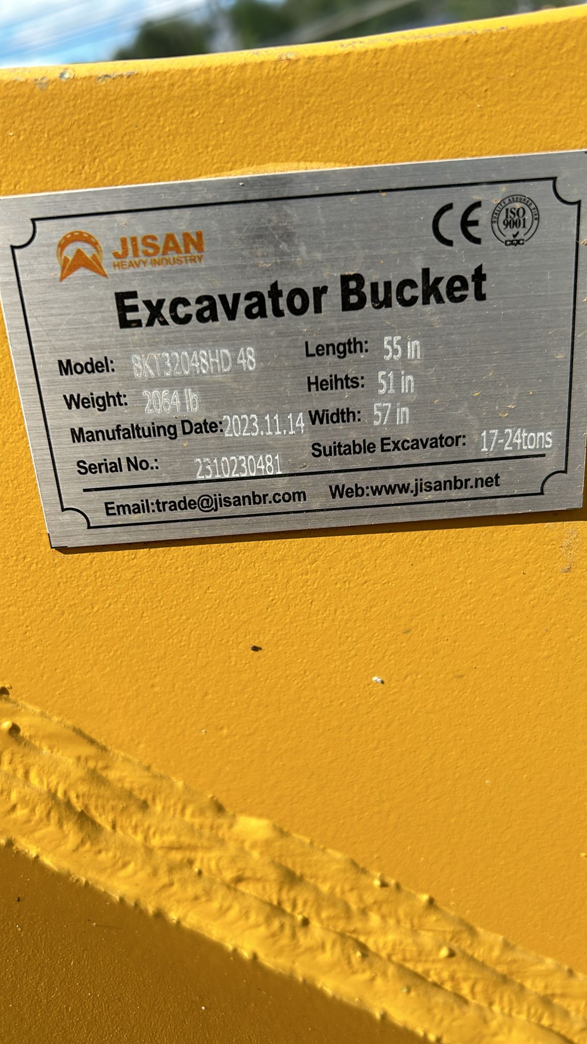 *New* Jisan BKT3204HD48 48-in Bucket-New